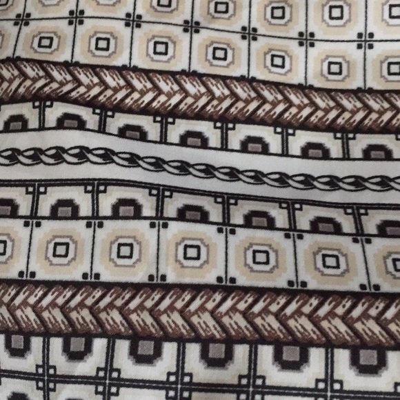 White House/Black Market halter top m EUC - Picture 7 of 7